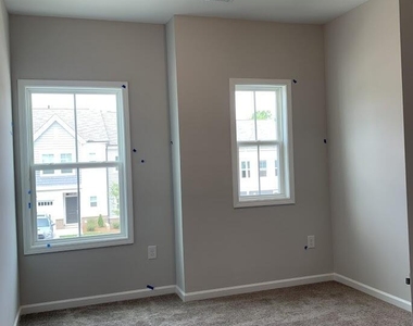 843 Oak Center Drive - Photo Thumbnail 5
