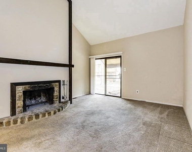 215 Keats Dr - Photo Thumbnail 12