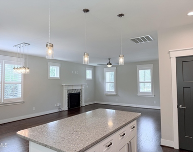 1023 Brighton Road - Photo Thumbnail 5