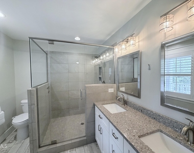1023 Brighton Road - Photo Thumbnail 13