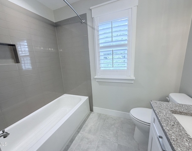 1023 Brighton Road - Photo Thumbnail 10
