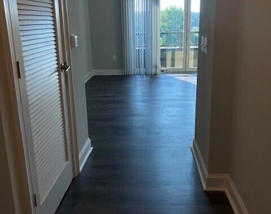 414 S White Street - Photo Thumbnail 1