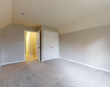 103 Bushberry Court - Photo Thumbnail 45