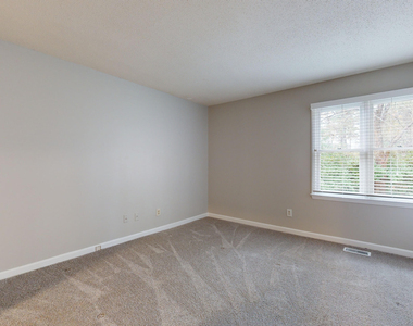 103 Bushberry Court - Photo Thumbnail 37