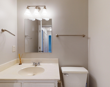 103 Bushberry Court - Photo Thumbnail 32