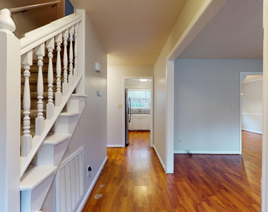 103 Bushberry Court - Photo Thumbnail 20