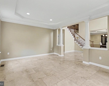 228 Leffler Circle - Photo Thumbnail 12