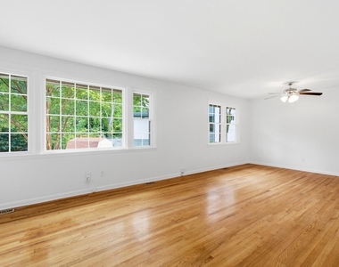 4901 Yadkin Drive - Photo Thumbnail 5