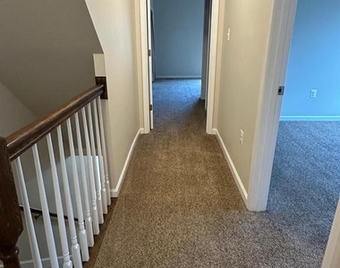 29 Belview Avenue - Photo Thumbnail 10