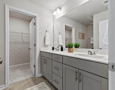 1261 Willow Tree Way - Photo Thumbnail 6