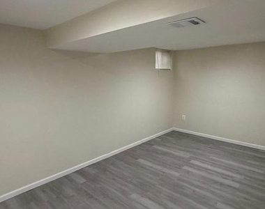 13508 Gullivers Trail - Photo Thumbnail 5