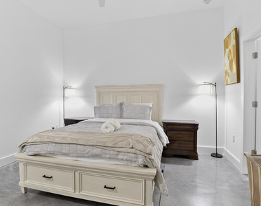 319 Fayetteville Street - Photo Thumbnail 20