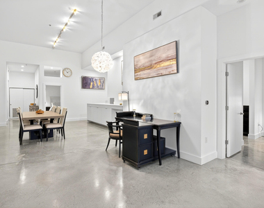 319 Fayetteville Street - Photo Thumbnail 4
