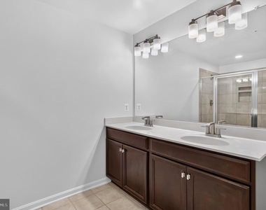 2613 Campus Way N - Photo Thumbnail 15
