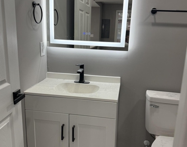 1012 S Franklin Street - Photo Thumbnail 7
