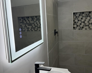 1012 S Franklin Street - Photo Thumbnail 25