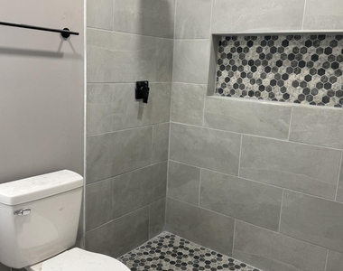 1012 S Franklin Street - Photo Thumbnail 8