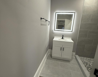 1012 S Franklin Street - Photo Thumbnail 12