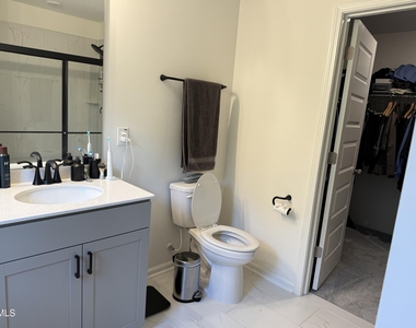 111 Golden Gate Lane - Photo Thumbnail 21