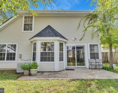 13920 Lord Fairfax Place - Photo Thumbnail 25