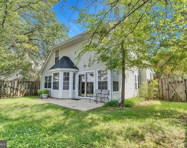 13920 Lord Fairfax Place - Photo Thumbnail 24