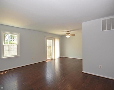 714 Hurley Avenue - Photo Thumbnail 8