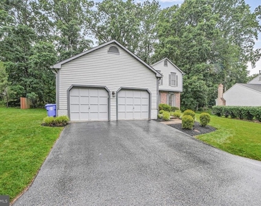18420 Shady View Lane - Photo Thumbnail 2