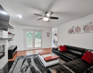 18420 Shady View Lane - Photo Thumbnail 12