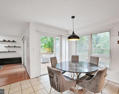 18420 Shady View Lane - Photo Thumbnail 10