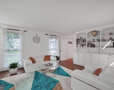 18420 Shady View Lane - Photo Thumbnail 17