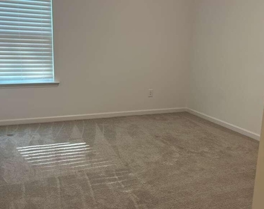 1316 Amos Pk Street - Photo Thumbnail 41