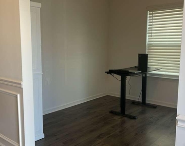 1316 Amos Pk Street - Photo Thumbnail 11