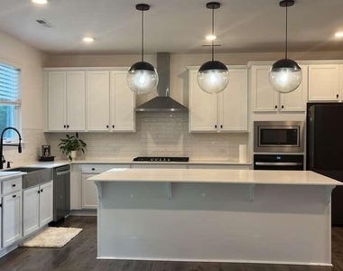 1316 Amos Pk Street - Photo Thumbnail 21