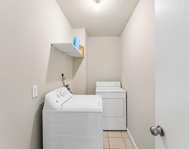 2808 Bardwell Road - Photo Thumbnail 20