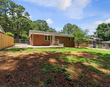 2808 Bardwell Road - Photo Thumbnail 24
