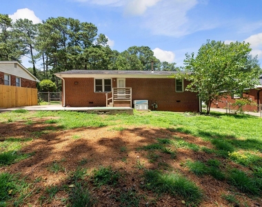 2808 Bardwell Road - Photo Thumbnail 23