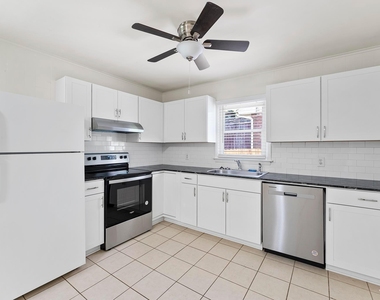 2808 Bardwell Road - Photo Thumbnail 9