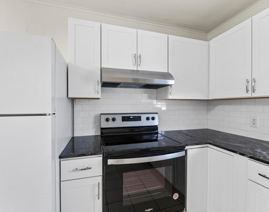 2808 Bardwell Road - Photo Thumbnail 11