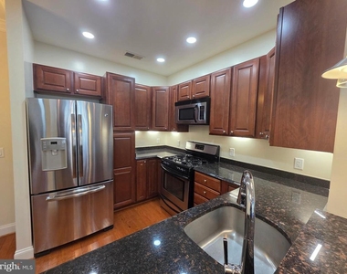 38 Maryland Avenue - Photo Thumbnail 1