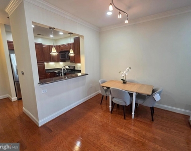 38 Maryland Avenue - Photo Thumbnail 5