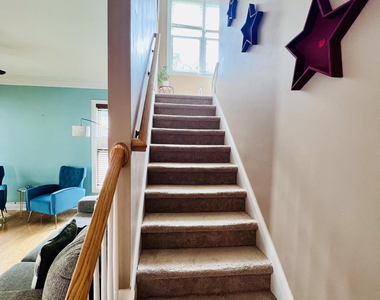 1073 Gold Rock Lane - Photo Thumbnail 14