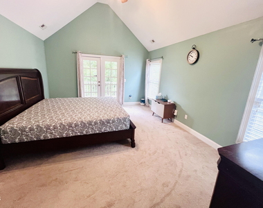 1073 Gold Rock Lane - Photo Thumbnail 18