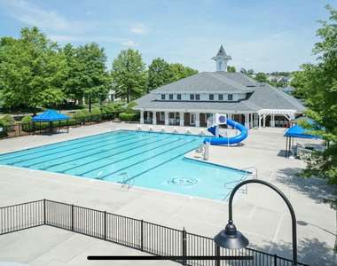 1073 Gold Rock Lane - Photo Thumbnail 35