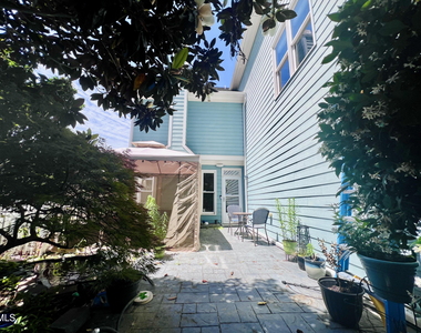 1073 Gold Rock Lane - Photo Thumbnail 34
