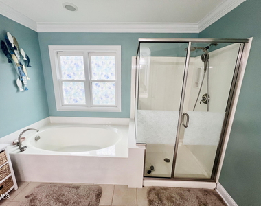 1073 Gold Rock Lane - Photo Thumbnail 20