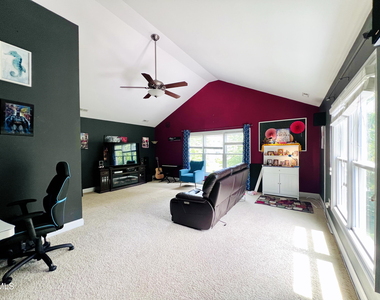 1073 Gold Rock Lane - Photo Thumbnail 28