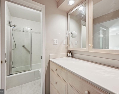 12904 North Commons Way - Photo Thumbnail 28
