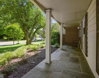 12904 North Commons Way - Photo Thumbnail 3