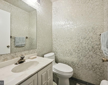 12904 North Commons Way - Photo Thumbnail 20