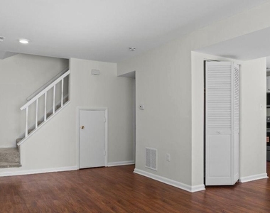 18531 Bay Leaf Way - Photo Thumbnail 10